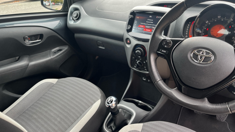 Toyota Aygo 1.0 VVT-i X-Play 5dr Petrol Hatchback